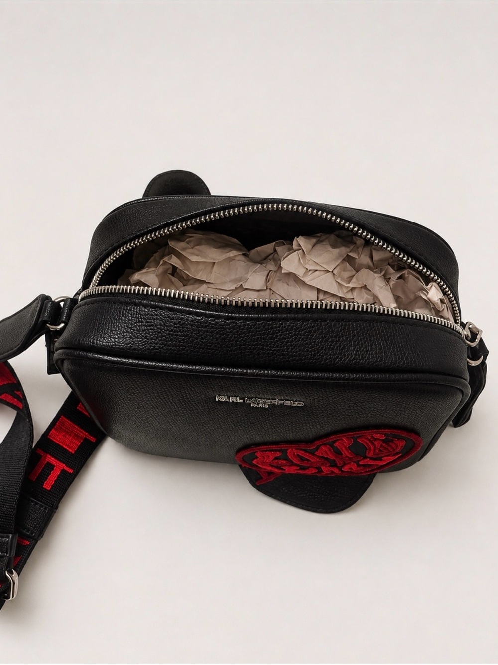 Karl Lagerfeld Paris Love Karl Black Red Crossbody Bag NWT $198 - Picture 8 of 9